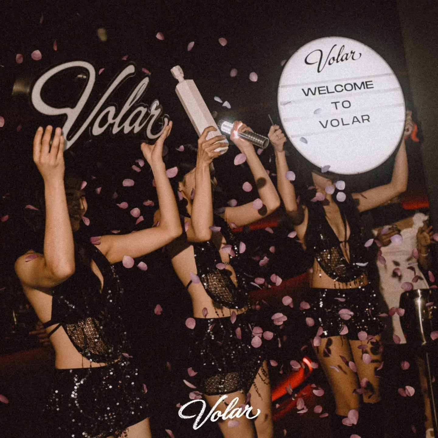 Club Quận 1 cho cặp đôi: chọn nơi vừa đẹp vừa không quá ồn